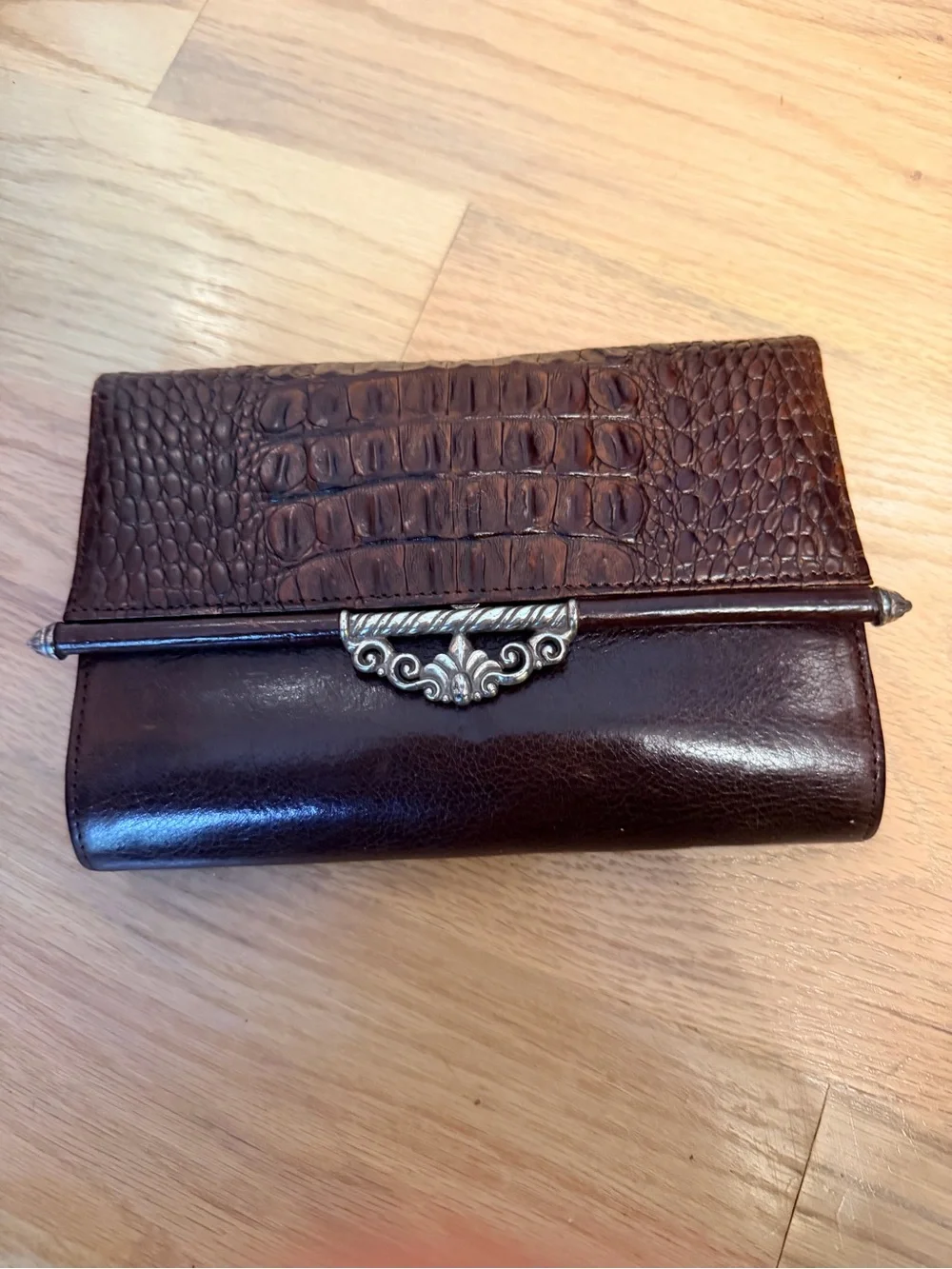 Brighton Y2K Convertible  Brown Croc-Textured Leather Crossbody Organizer Clutch